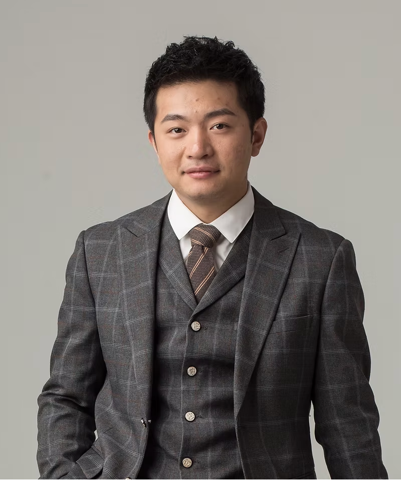 Bingchen Yu
