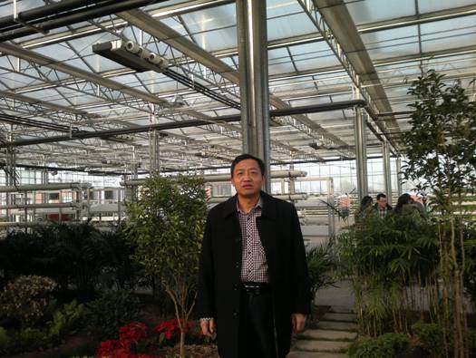 Zhongyi Yang