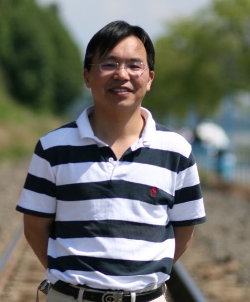 Dongwei Zhang