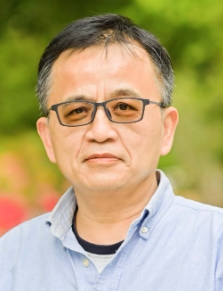 Yong Li