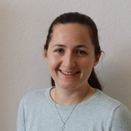 Debora Singer