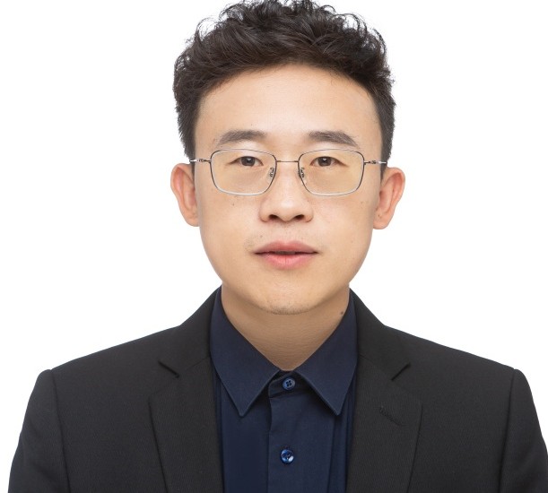 Zhengwei Jiang