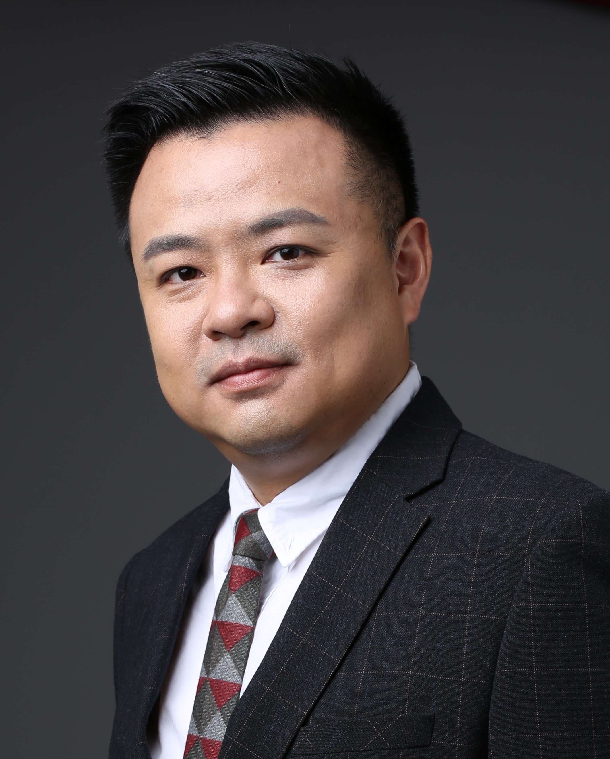 Yuanhua Wang