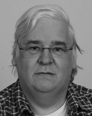 Simon D. Strackee