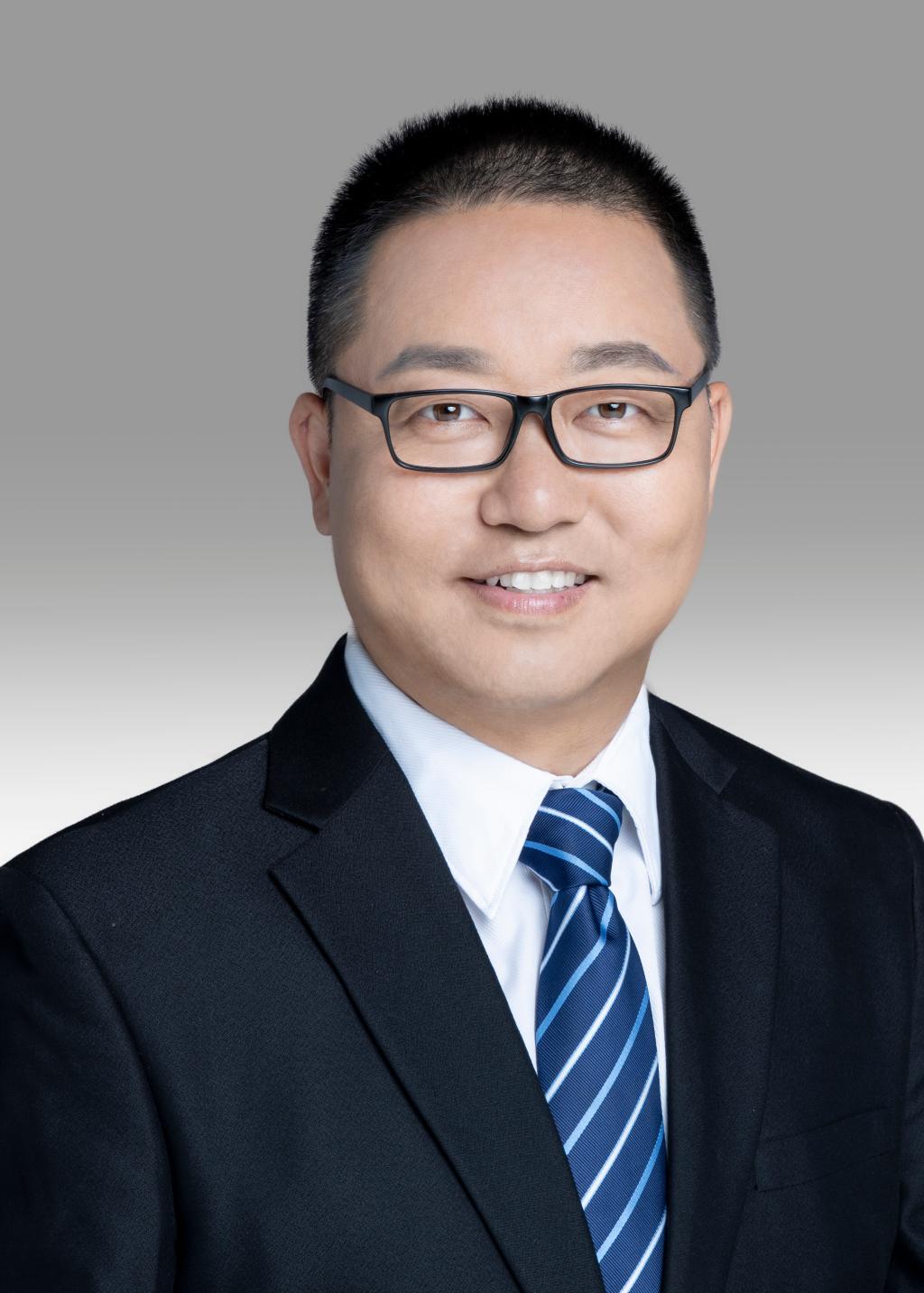 Zhongzhen Zhou