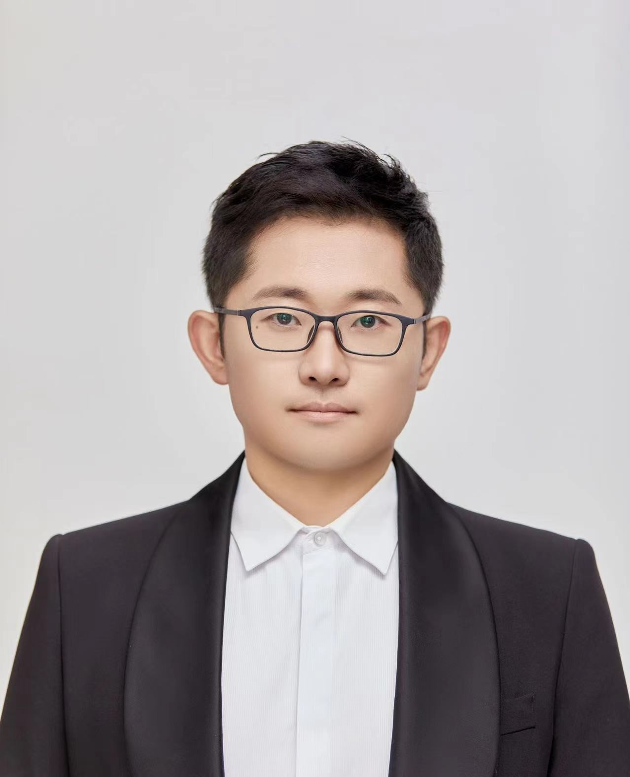 Da-Yong Hou