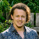 Aron Uveges