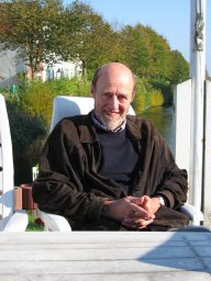 Lothar R Renwrantz