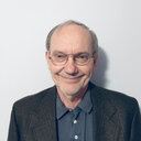 Daniel R Studelska
