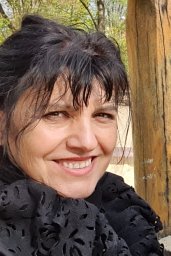 Emmanuelle Vila