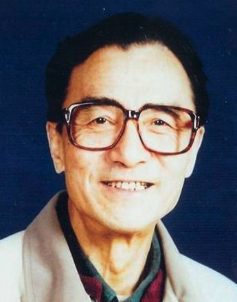 Qiuming Xia