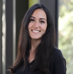 Suzanne Stathatos