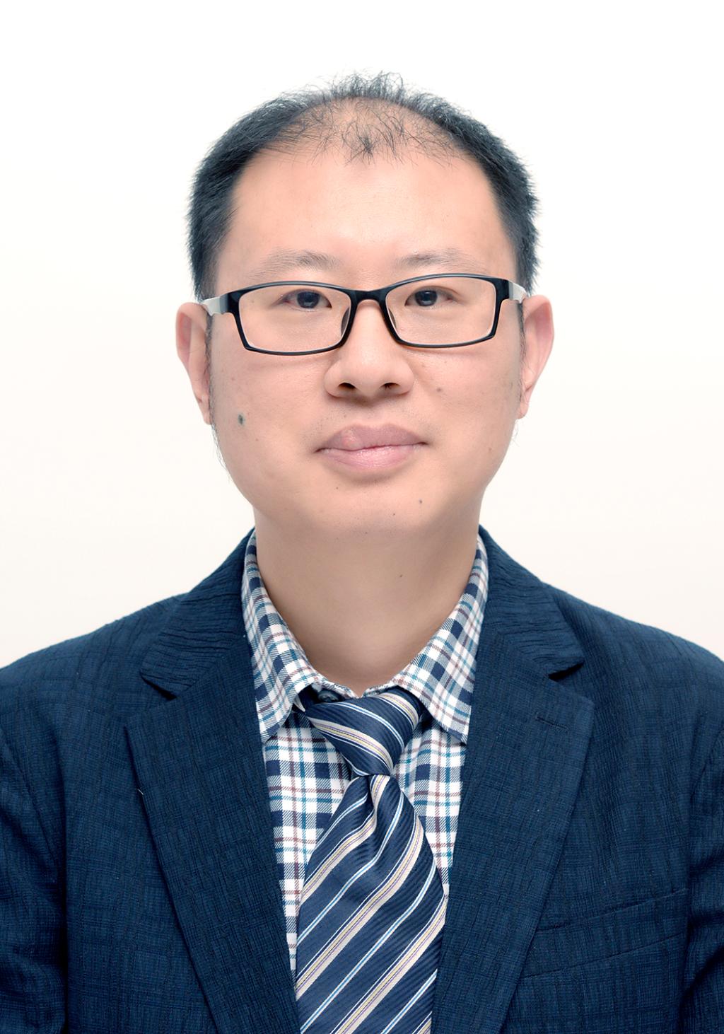 Zhoufeng Wang
