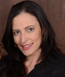 Katia D. Silveira