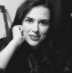 Renata L. Muylaert