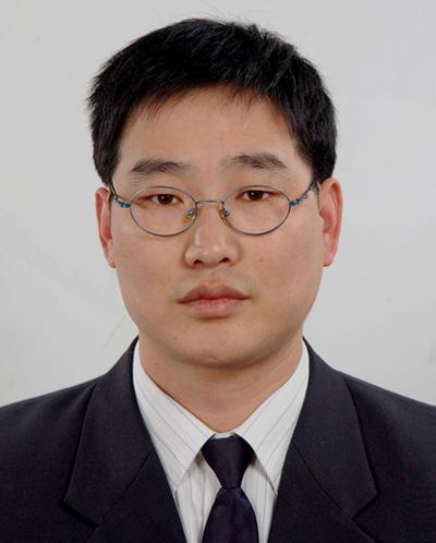 Yunze Li