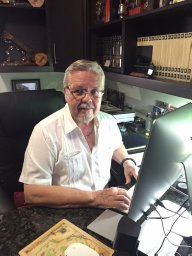 Mauro E. Valencia