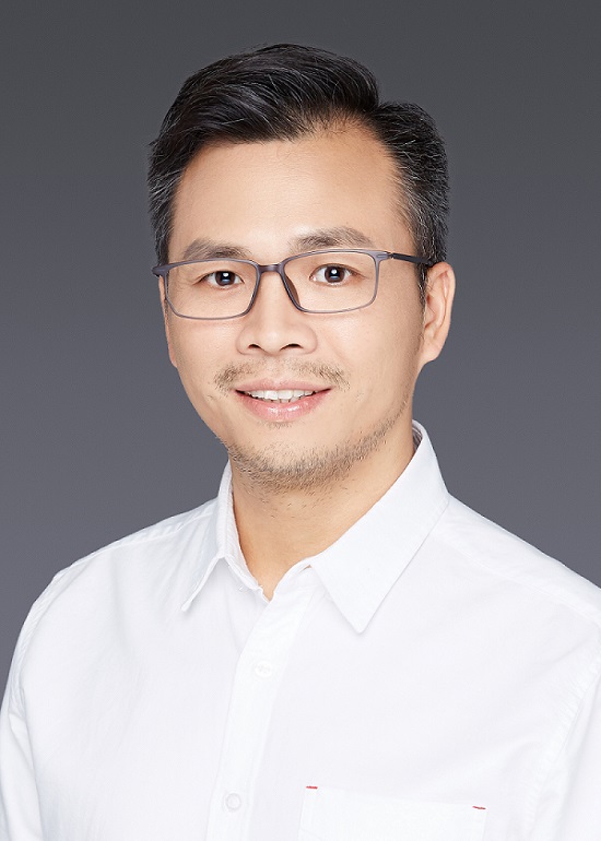 Liangcheng Tan