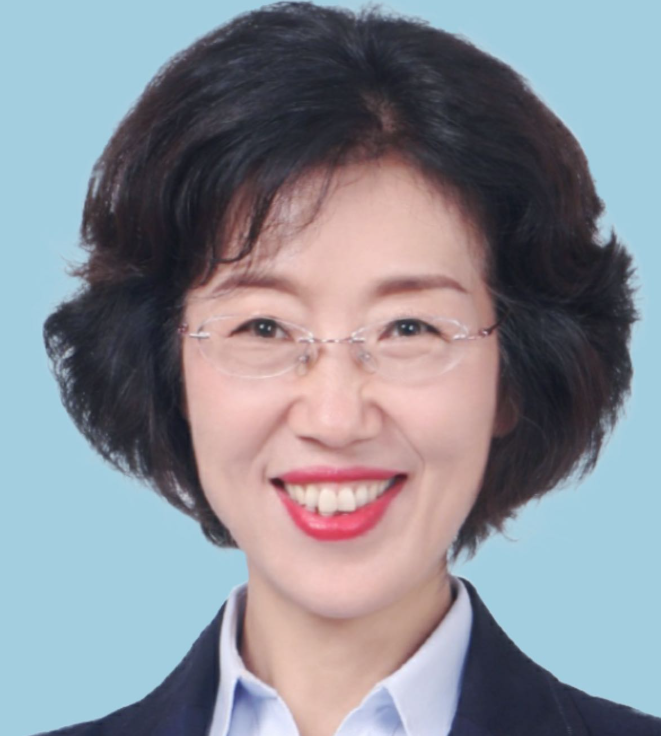 Yanlong Zhang