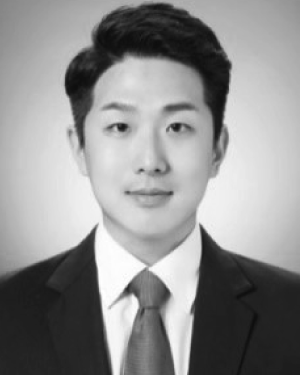 Seunghyun Lee