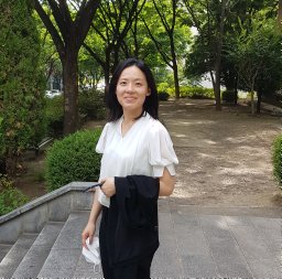Lee Yoon Kyeung