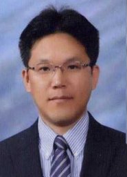 Chang Mo Hwang