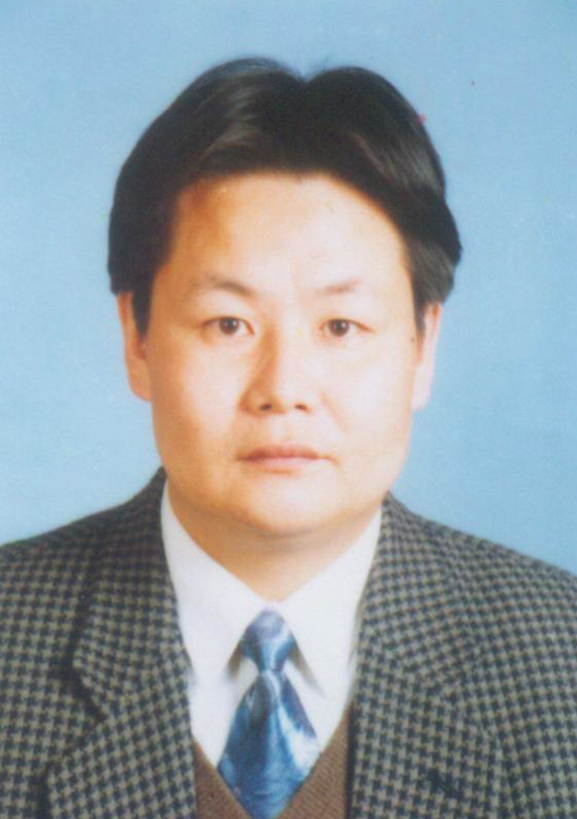 Quanhong Yao