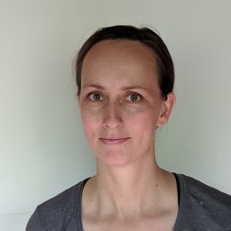 Nicole M Robey