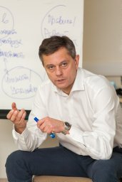 Stanislav Shekshnia