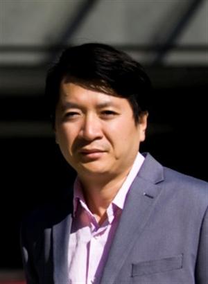Zhijie Wang