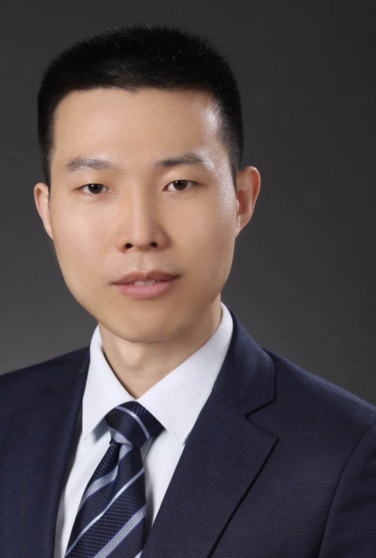Xin Yi