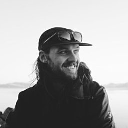 Erik T Ouellette