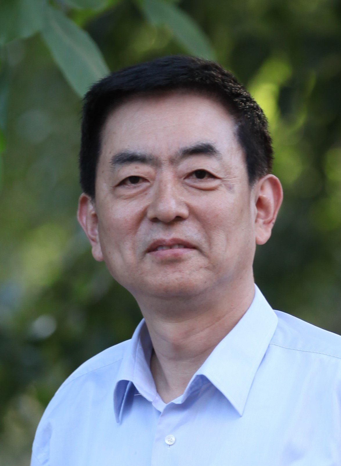 Xinbiao Guo