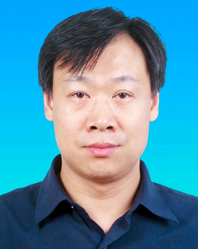 Naifeng Zhang