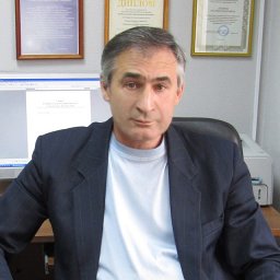 в с лазарев