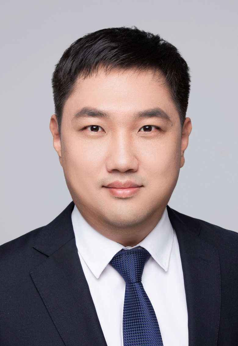 Guangnan Ye