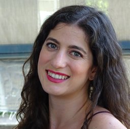 Alba V. Olivares-Nadal