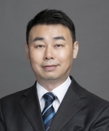 Zhonghan Yang