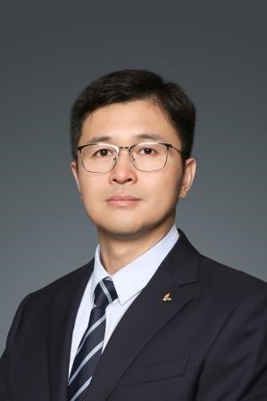Weiwei Liu