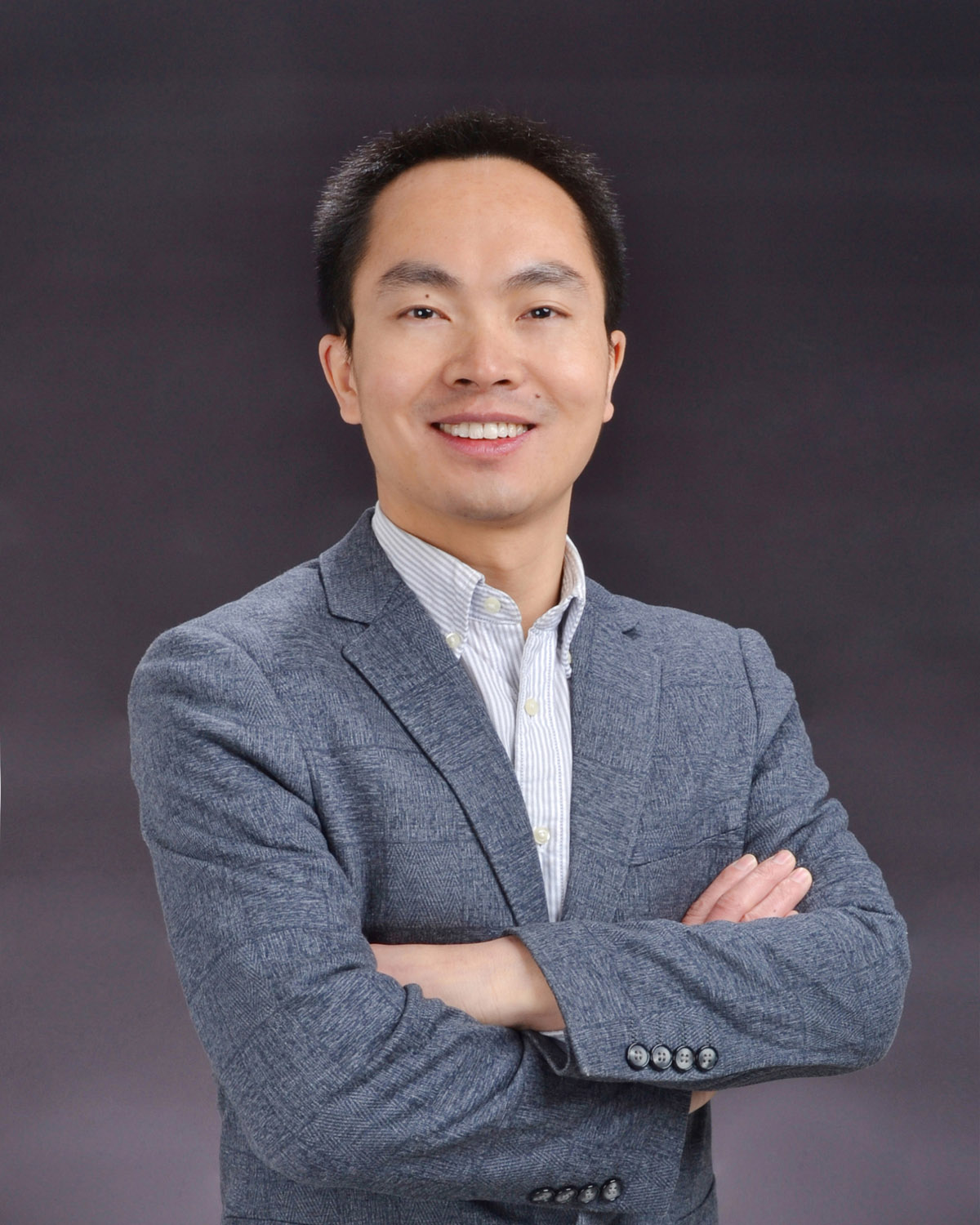 Yuanyu Huang