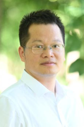 Liangzong He