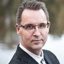 Ruben G Fukkink