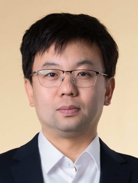 Yiqian He