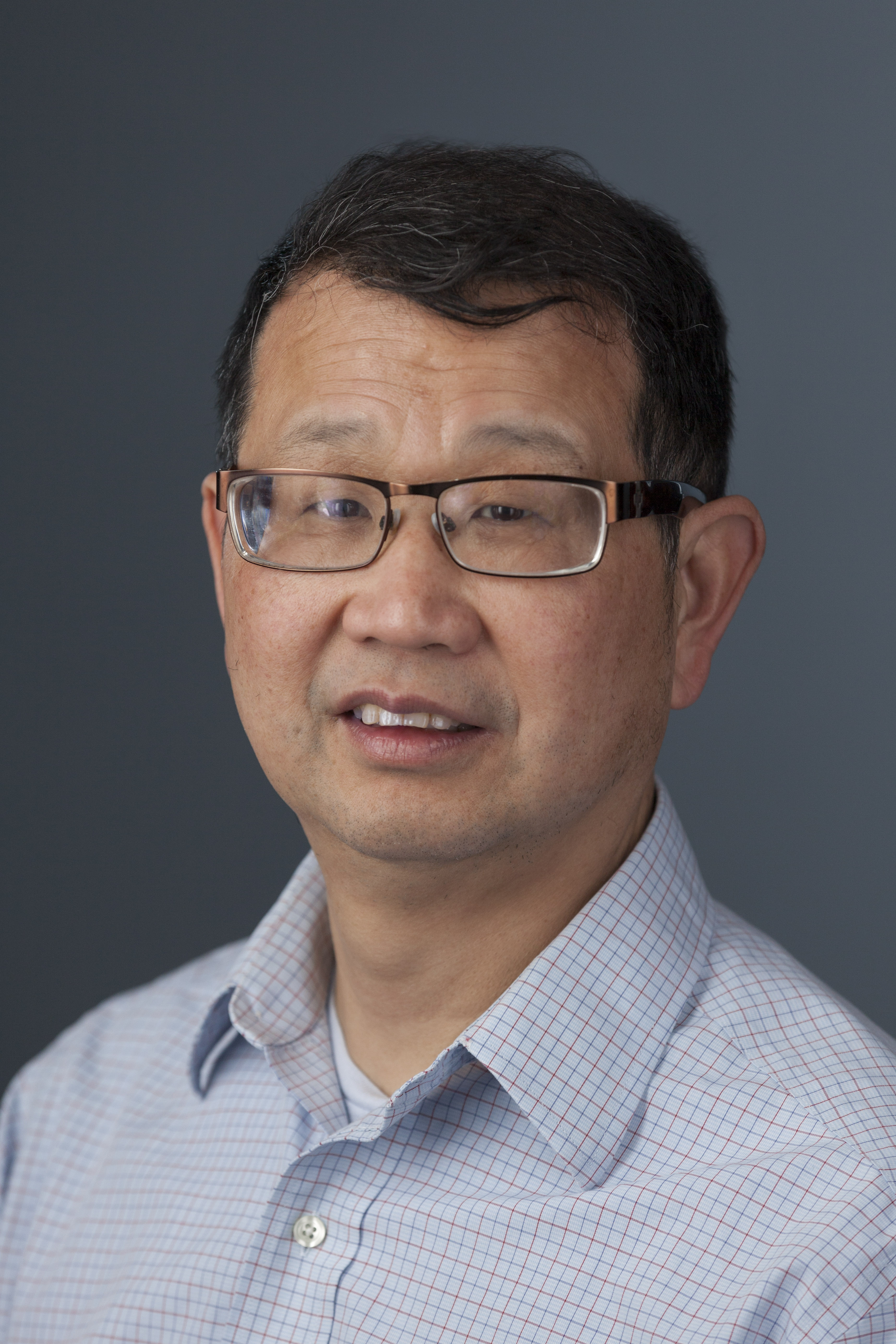 Yaozhong Hu