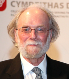 Andrew Linklater