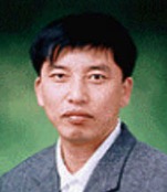 Kyung-Hyune Rhee