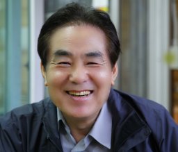 Myong-Ho Kim
