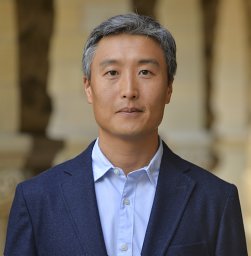 Lee Yong Suk