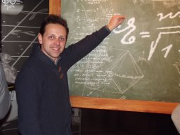 Fabricio M Mendonca