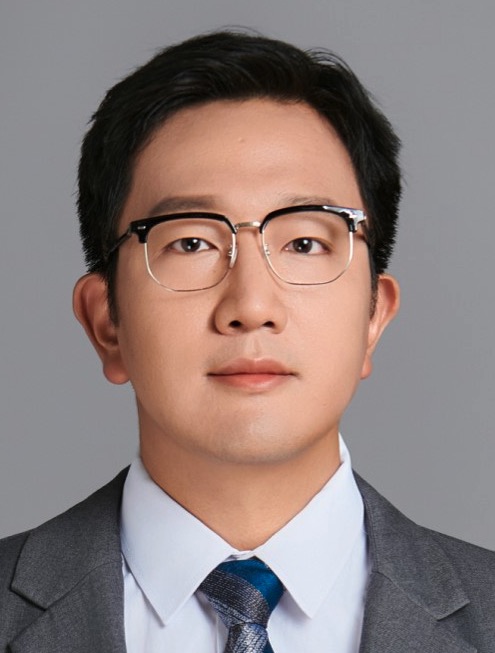Yifan Wu
